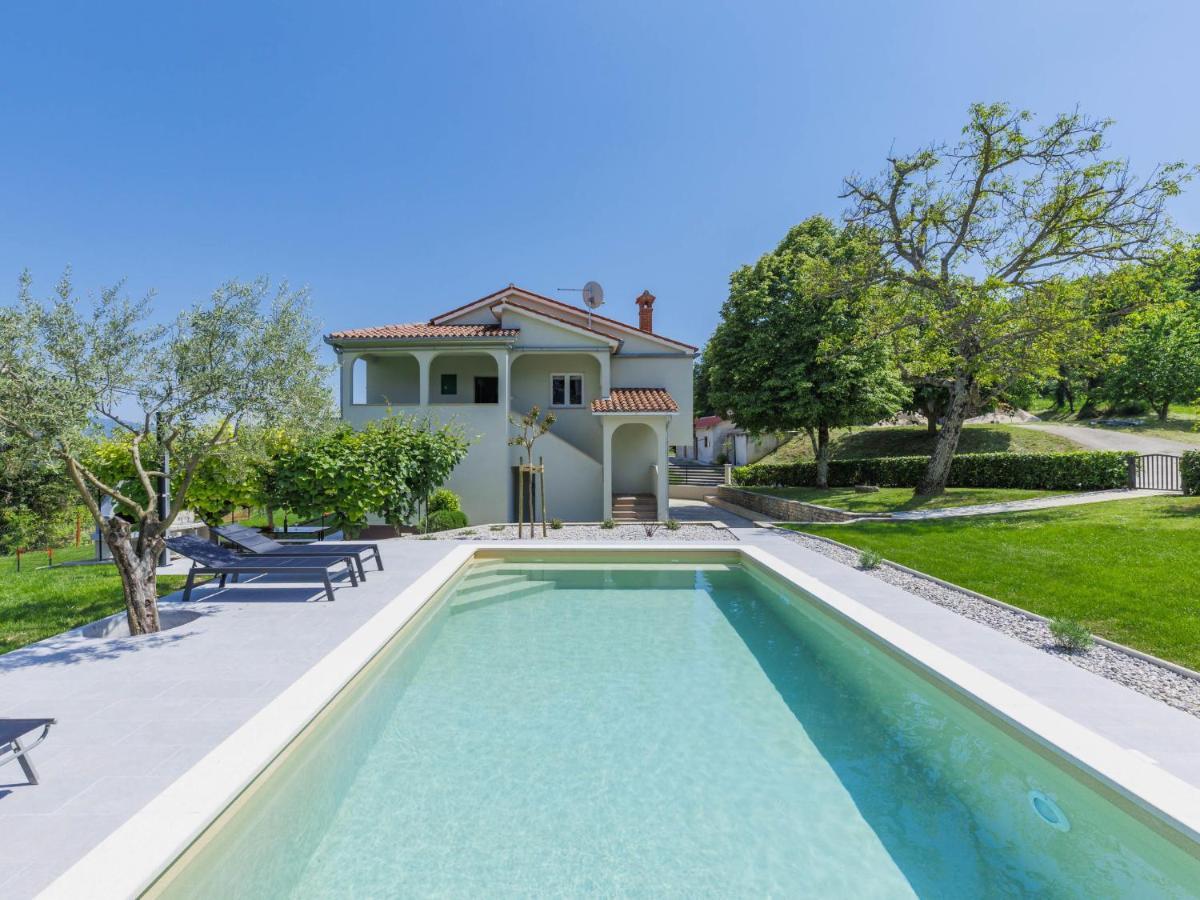 Holiday Home Carlo - Ipc102 By Interhome Pićan Zewnętrze zdjęcie